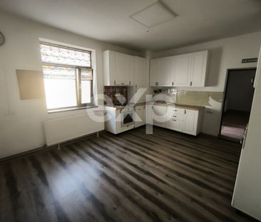 Vila tip duplex Otopeni- 23 August. - Fotografie 1