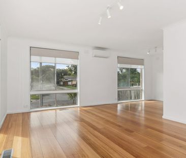 Charming 4 bedroom, 2 bathroom home - Photo 1