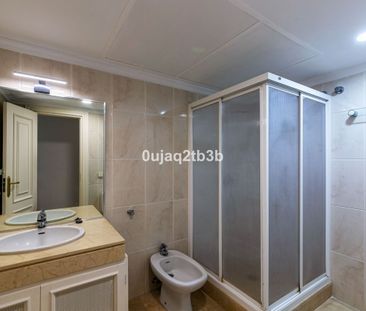 Townhouse · Aloha - Photo 2