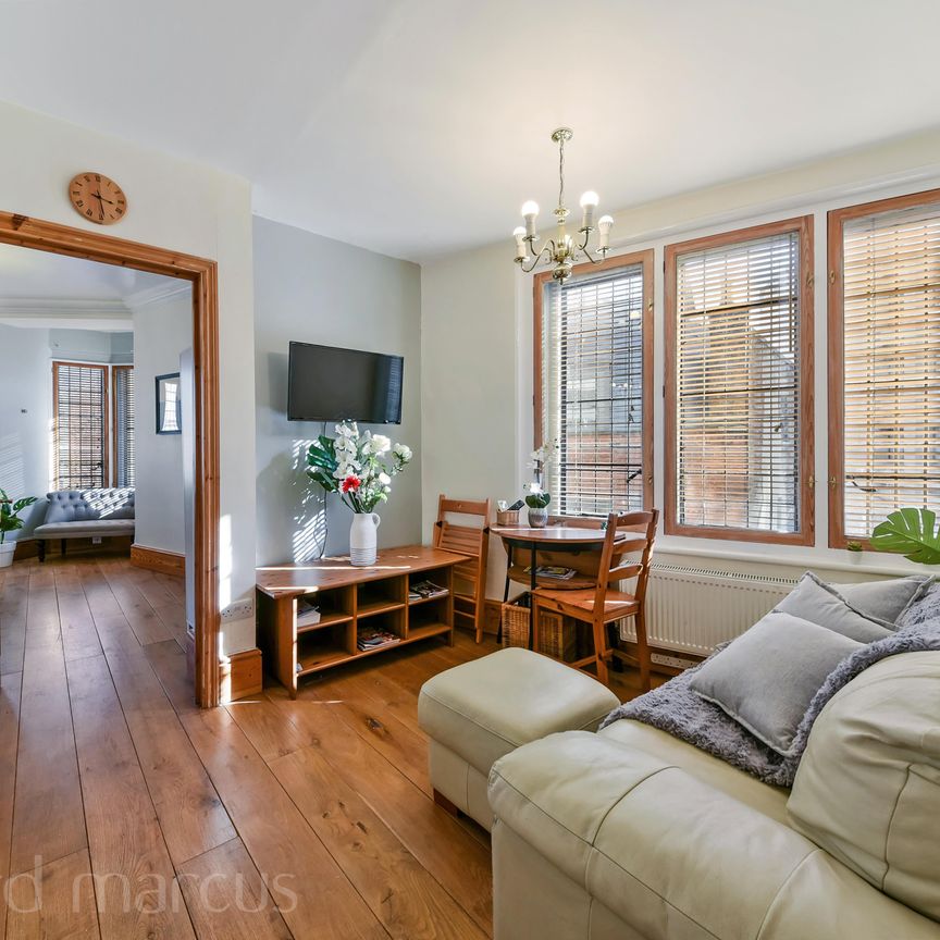 Cockspur Street, London, Westminster - Photo 1