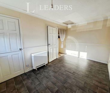 1 bedroom house to rent - Photo 2