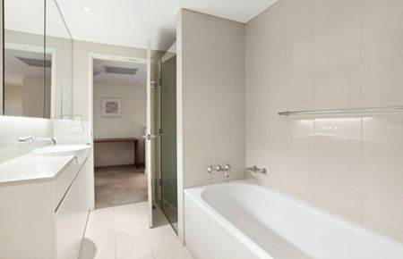 The Quadrant - Furnished - Available now - Photo 3