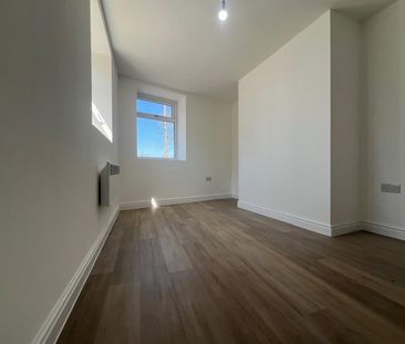 Eanam, Blackburn - Photo 3