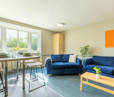 1 bedroom in a flat share to rent - Photo 4