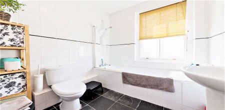 Modern Apartment - Photo 5