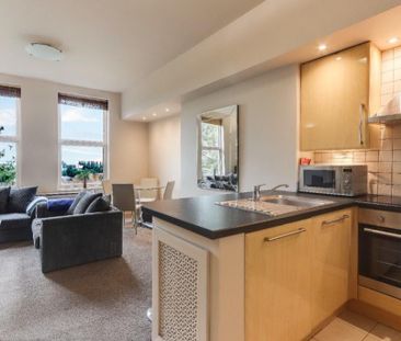 4 bedroom apartment to rent - Photo 3