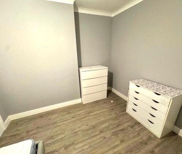 1 bedroom in a house share to rent - Photo 6