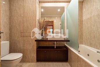 Apartamento T4 em Porto