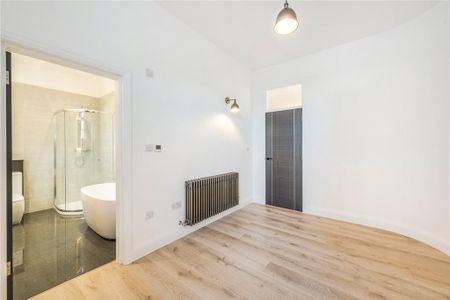 2 bedroom ground floor flat to rent - Photo 4