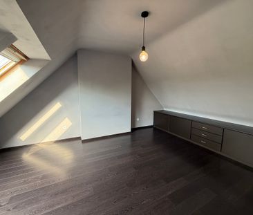 WICHELEN - Ruim duplexappartement vlakbij het station. - Foto 6