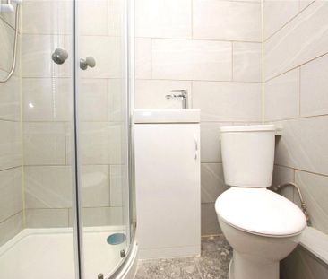 1 bedroom house of multiple occupation to rent - Photo 5