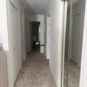 Appartement 5 1/2 à louer à Chomedey Laval - Photo 2