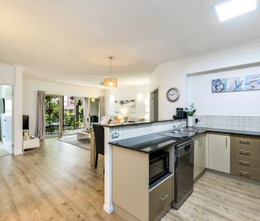 Furnished 2 bedroom apartment in Cairns One - Photo 1