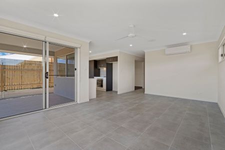 50 Capricorn Street,FLAGSTONE - Photo 5