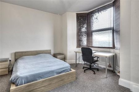 5 bedroom end of terrace house to rent - Photo 5