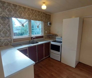 Two-Bedroom Home in Chartwell - Photo 2