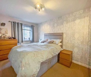 Padstow Road, Swindon, Wiltshire, SN2 - Photo 4