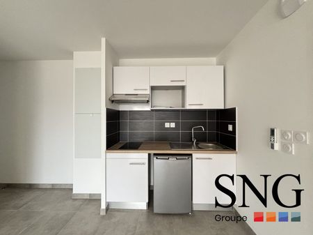 BEAU T2 AVEC TERRASSE ET JARDIN . PARKING DOUBLE - Photo 4