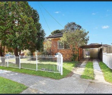 Family home in convenient pocket - Photo 5