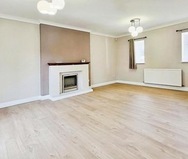 4 bedroom semi-detached house to rent - Photo 2