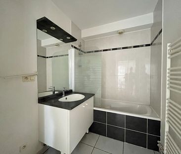 REPUBLIQUE – T3 – 66.40 M² - Photo 6