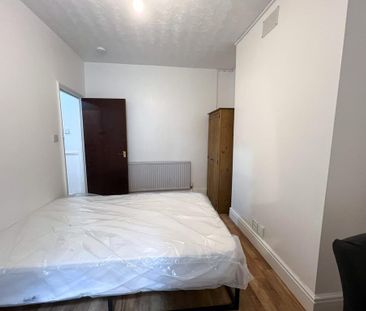4 bedroom house to rent - Photo 4