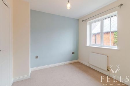 3 bedroom terraced house to rent - Photo 3