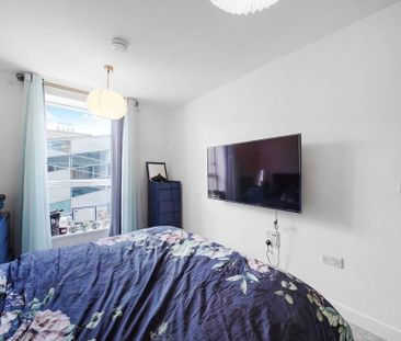 3 bedroom apartment to rent - Photo 4