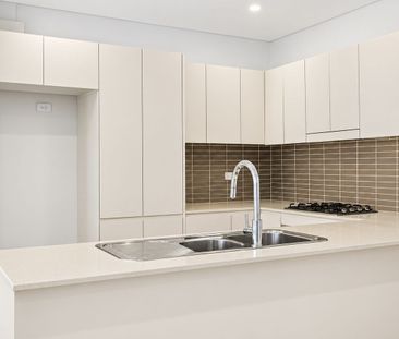 Top Floor Living with Wraparound Views - Photo 3