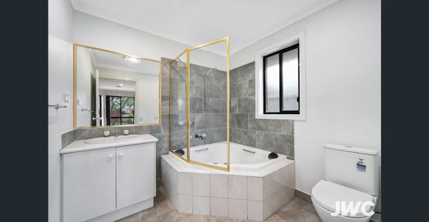 7 Maple Place, Craigieburn, Vic 3064 - Photo 1