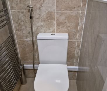 Room in a Shared House, Woodlands, HA2 - Photo 4