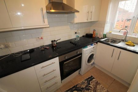 1 bedroom flat to rent - Photo 3