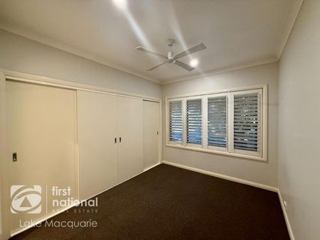 Comfort & Coastal Lifestyle Awaits! - Photo 2