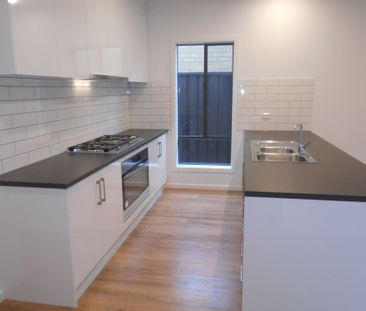 What a Beauty! - Photo 6