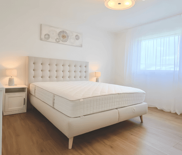 Moderne / Möblierte 3.5 Zimmer Wohnung in Steinhausen - Photo 2