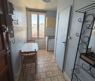 Location Appartement 1 pièce 23m² LE HAVRE 76600 - Photo 5