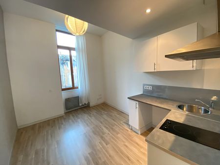Location appartement 1 pièce, 22.27m², Castelnaudary - Photo 3