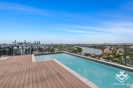 17th Floor with Amazing Views - Photo 2