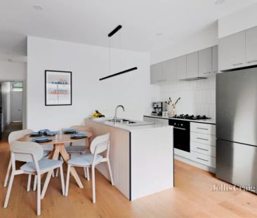 3 Bed, 2 Bath - Photo 6