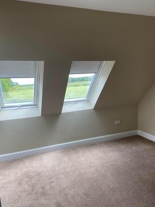 4 bedroom semi-detached house to rent - Photo 1