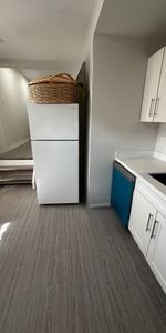 For Lease - 25 Howard Street Unit# Apt. 1 Room B, Toronto, Ontario - Photo 4