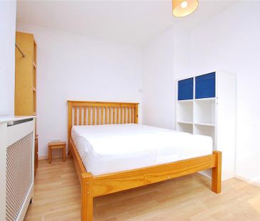 4 bedroom semi-detached house to rent - Photo 6