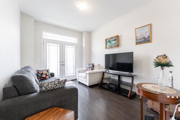 For Lease - 404 Dougall Avenue, Caledon, Ontario - Photo 1