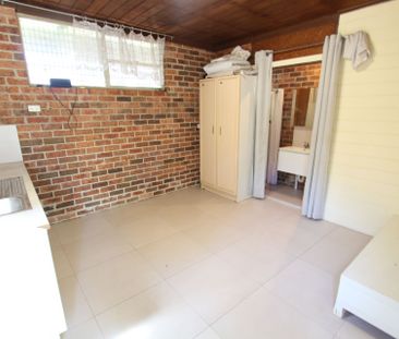 Walking Distance to Warwick Farm Station - Photo 3