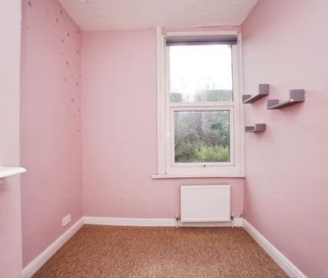 3 bedroom House To Let - Photo 6