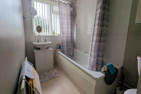 3 bedroom property to rent - Photo 5