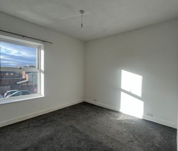 Cooperative Street, Radcliffe - Photo 1