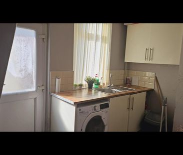 2 Bed Terraced House, Randolph Street, L4 - Photo 4