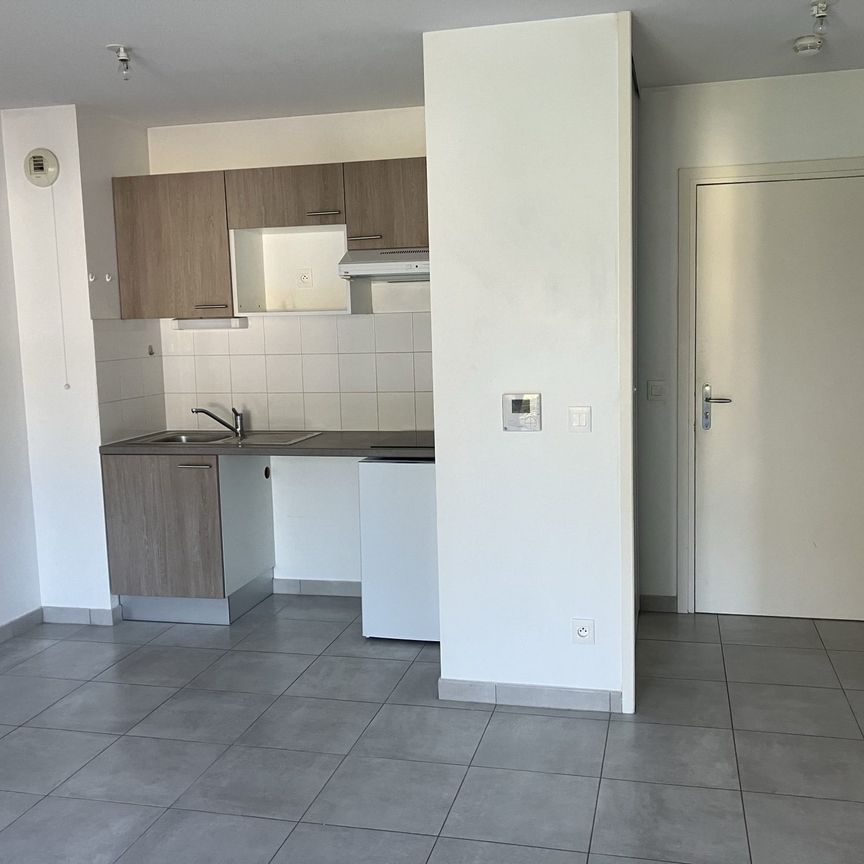 Location Appartement 2 pièces 44m² PESSAC 33600 - Photo 1