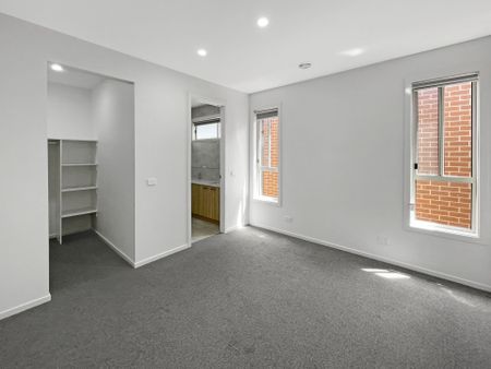 118 Willoby Drive, Alfredton - Photo 3